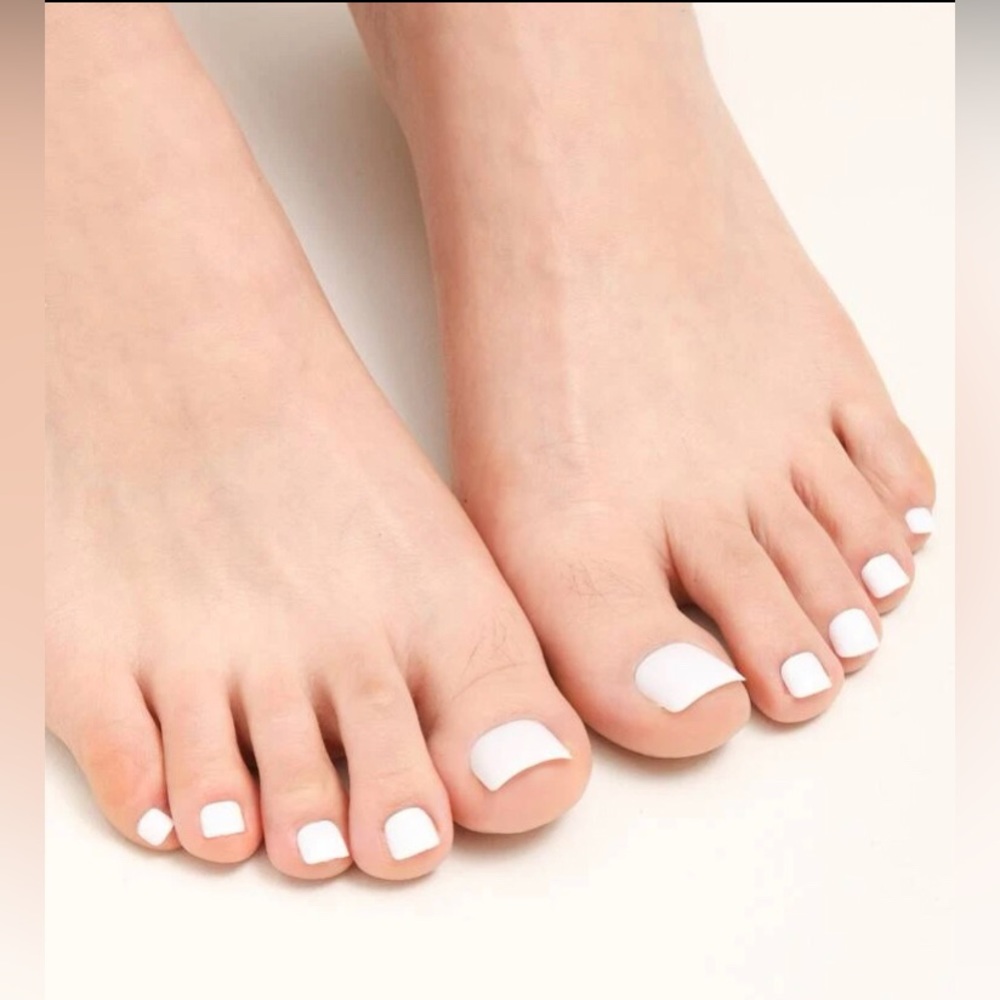 BUNDLE - 240pcs Medium Plain White Toenails